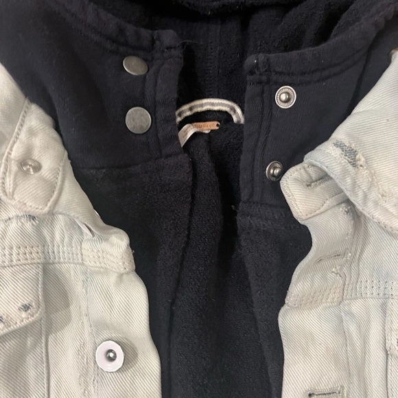Free People Women's Double Weave Denim Jean Jacket Coat Size XS EUC - Picture 5 of 6